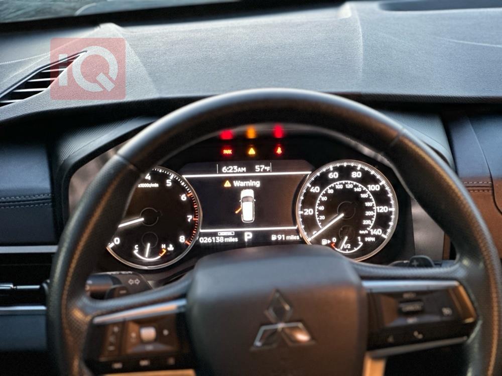 ميتسوبيشي اوتلاندر